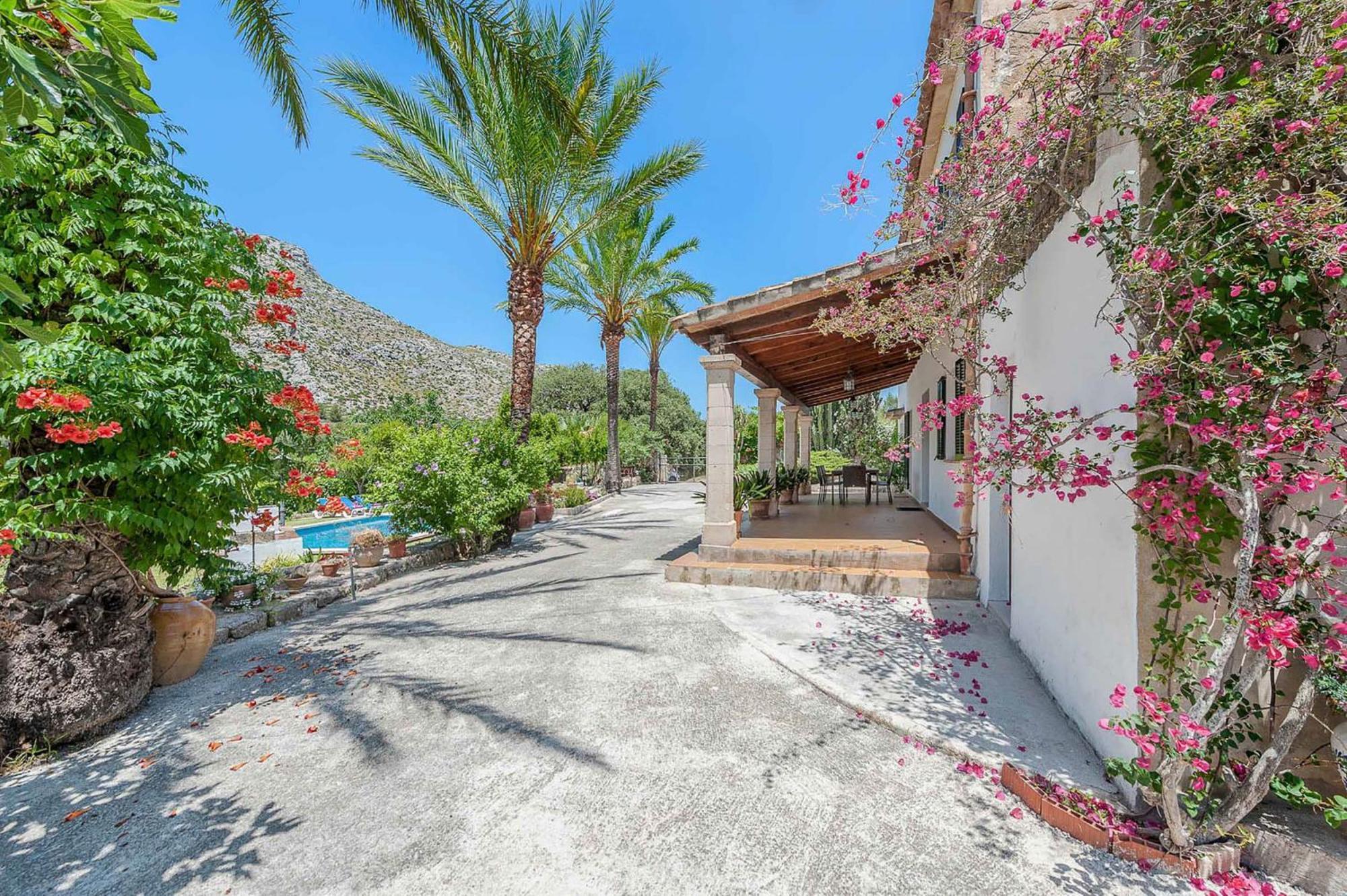 Villa Cala San Vicente -3669 Mallorca *